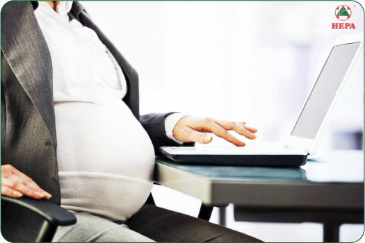 phu-nu-mang-thai-nen-di-lam